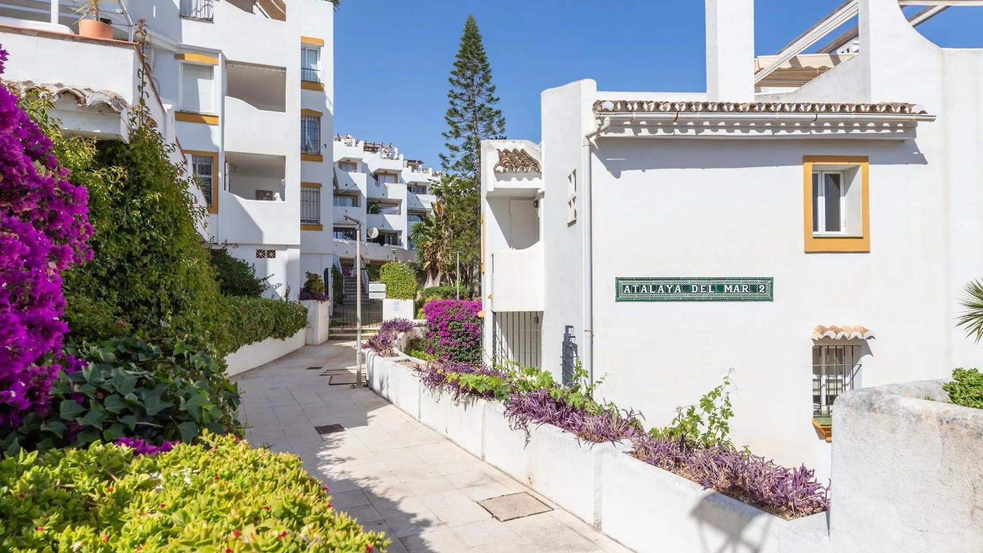 Apartment Vb Beachfront 2Bdr Duplex With Bbq Benalmadena Spain